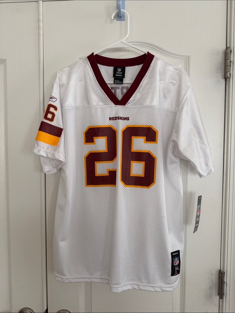 Vintage Reebok White Burgundy and Gold Clinton Portis #26 Redskins Jersey